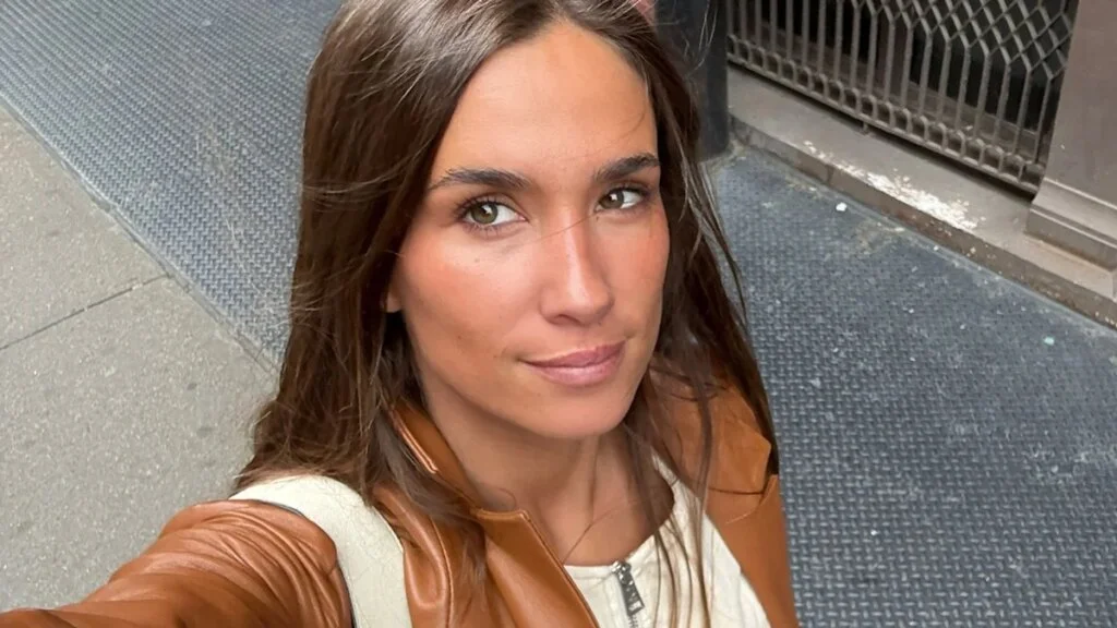 La tristeza de María Pombo tras perder a su gatito Pluto después de haber adoptado otro felino: “Está siendo una agonía”