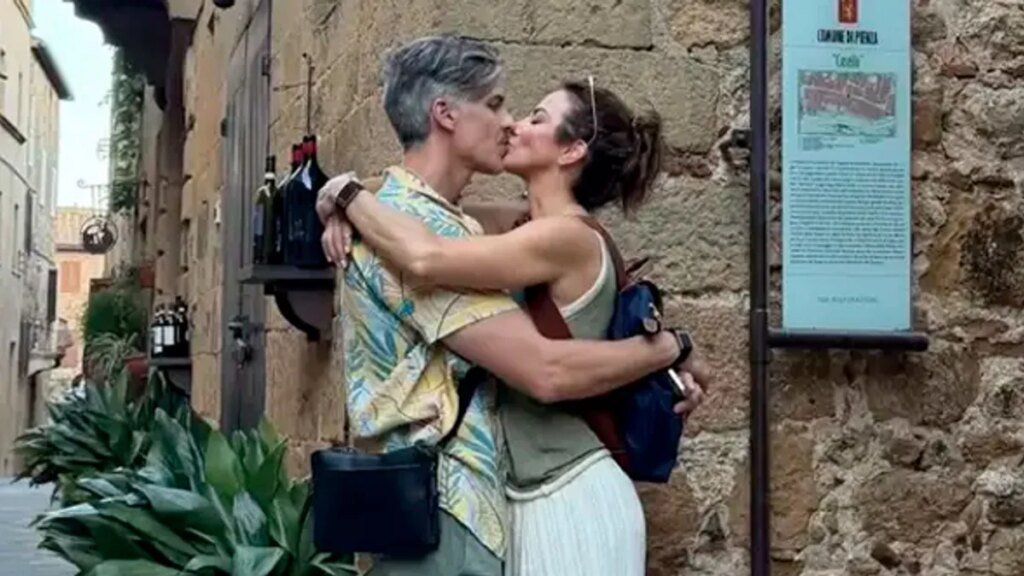 Silvia Navarro celebra sus 48 años con romántica felicitación de su novio Fabricio Mercado