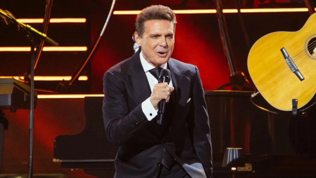 Luis Miguel revela nuevos detalles de su gira para 2027