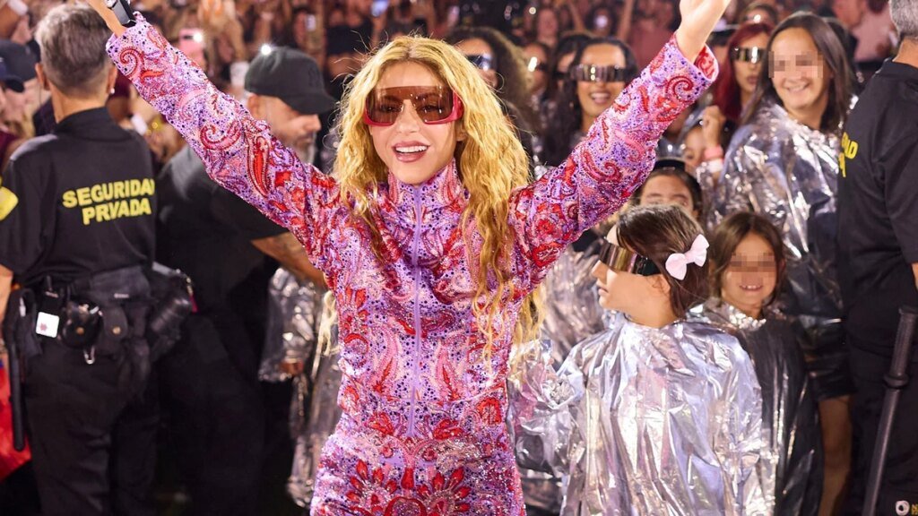 Sorpresón con Paula Echevarría y su hija Daniella Bustamante en el segundo y espectacular concierto de Shakira en Madrid