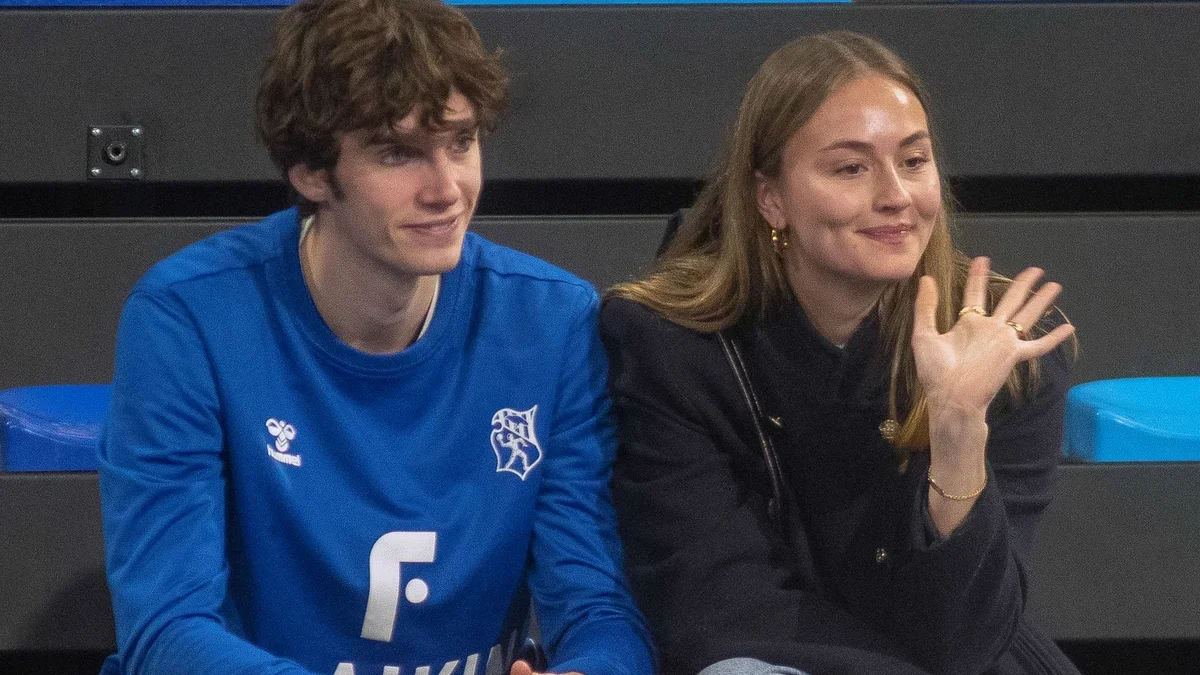 El beso más romántico de Pablo Urdangarin y Johanna Zoff para celebrar la última victoria del hijo de la infanta Cristina