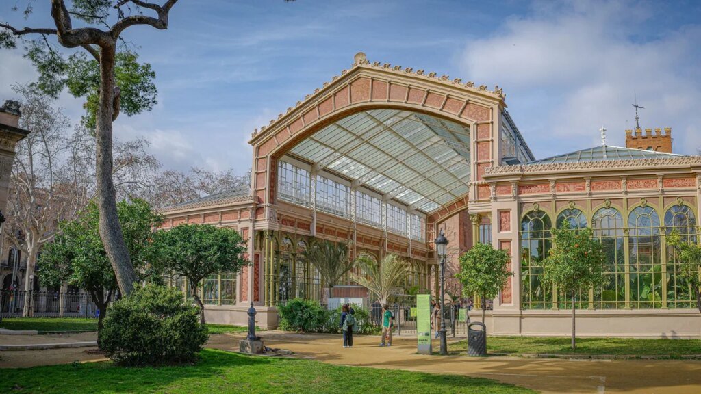 De Viena a París: 6 espectaculares invernaderos de Europa que parecen palacios de cristal