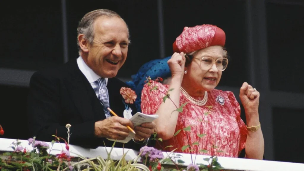Muere Sir William Heseltine, mano derecha de Isabel II y el hombre que cambió para siempre la monarquía británica en un aspecto fundamental