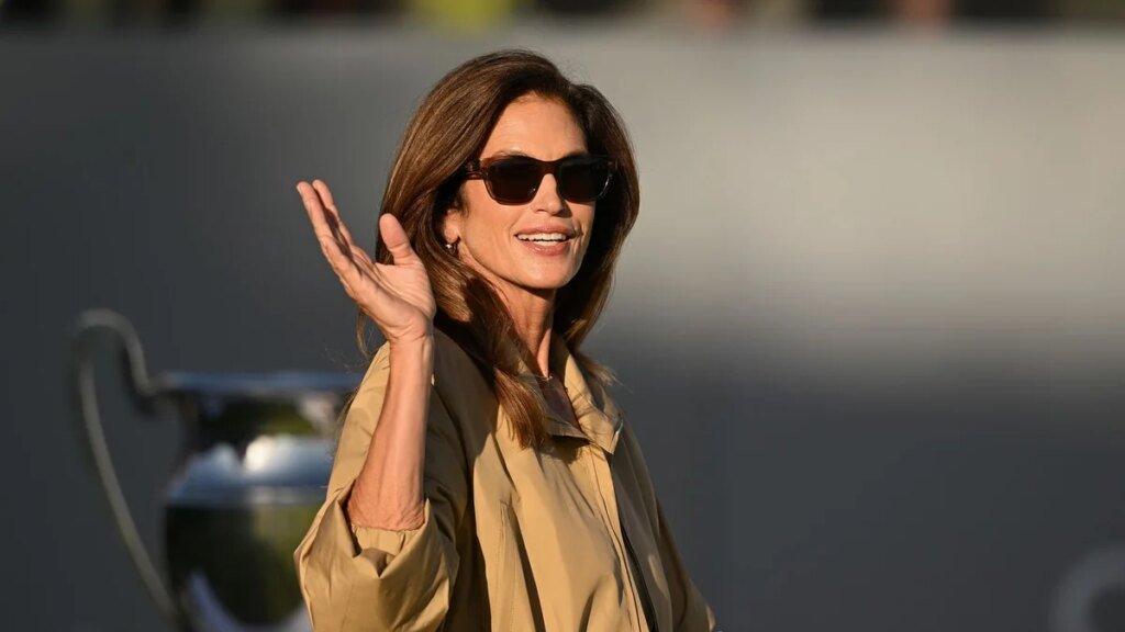Cindy Crawford visita la casa de su difunto hijo Presley después de dejar la casa de su hija Kaia Gerber