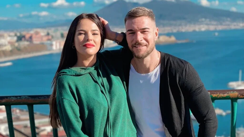 La emotiva carta de amor de Tony Spina a Marta Peñate por su primer aniversario de boda: “Contigo me siento completo”