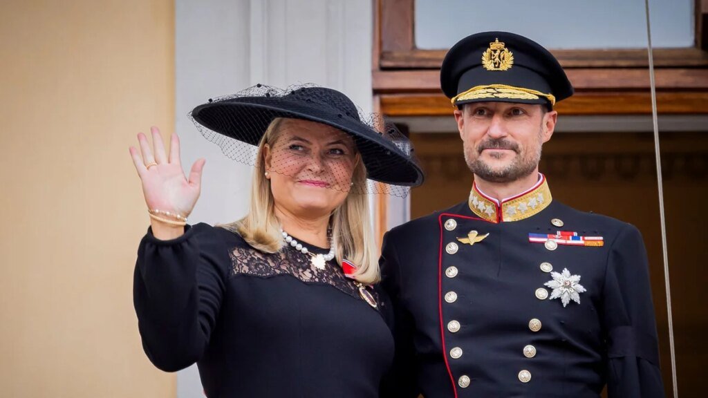 La reina Mette-Marit reaparece en una foto sorpresa del palacio vinculada a su pasatiempo favorito