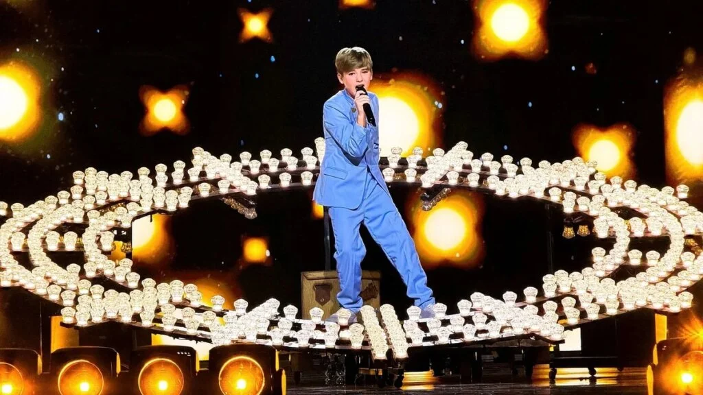 España, brillante subcampeona de Eurovisión Junior 2026 con el jovencísimo Lucas Paulano y su ‘Cuore Bello’