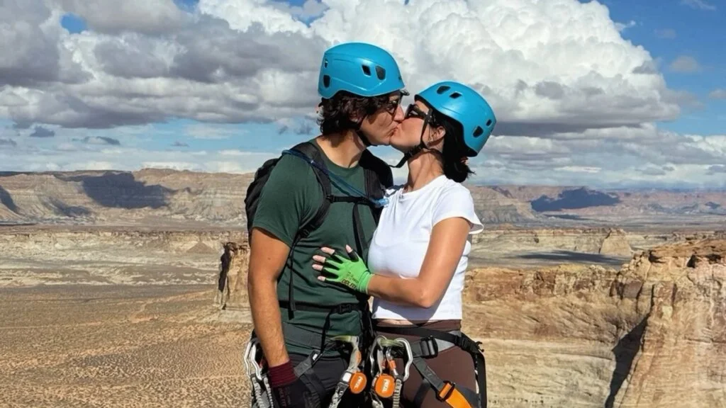 Katy Perry y Justin Trudeau, como nunca antes los habías visto: sus espectaculares imágenes escalando y en lancha