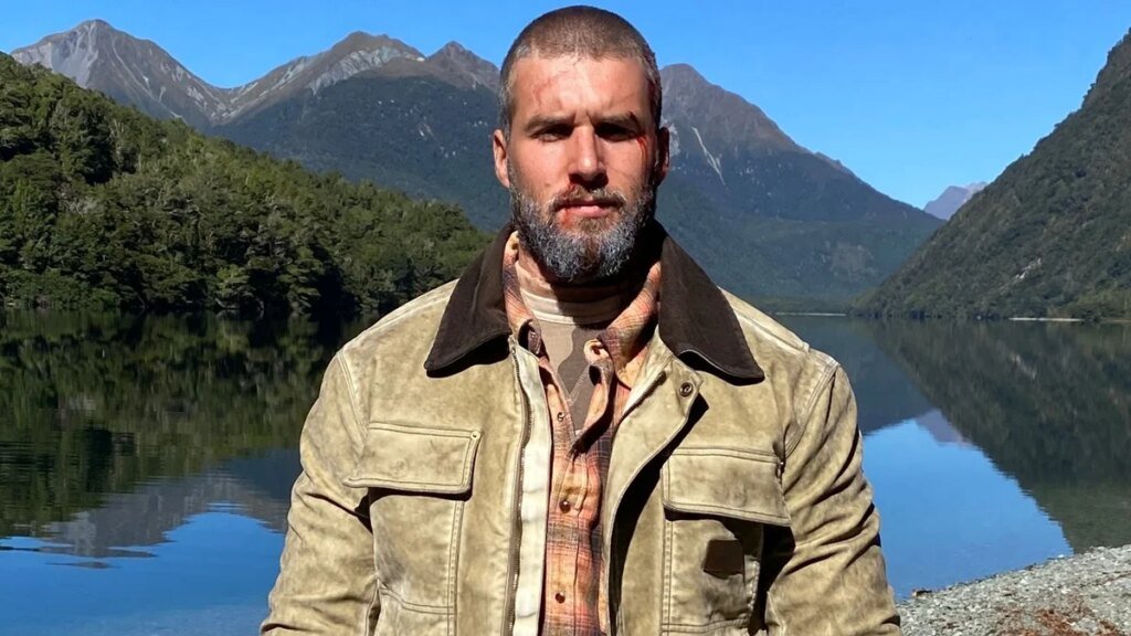 Hablamos con Joel Abadal, el actor español que arriesga la piel por Brad Pitt y conquista a Hollywood: “Oírle decir mi nombre ante los medios, me superó”