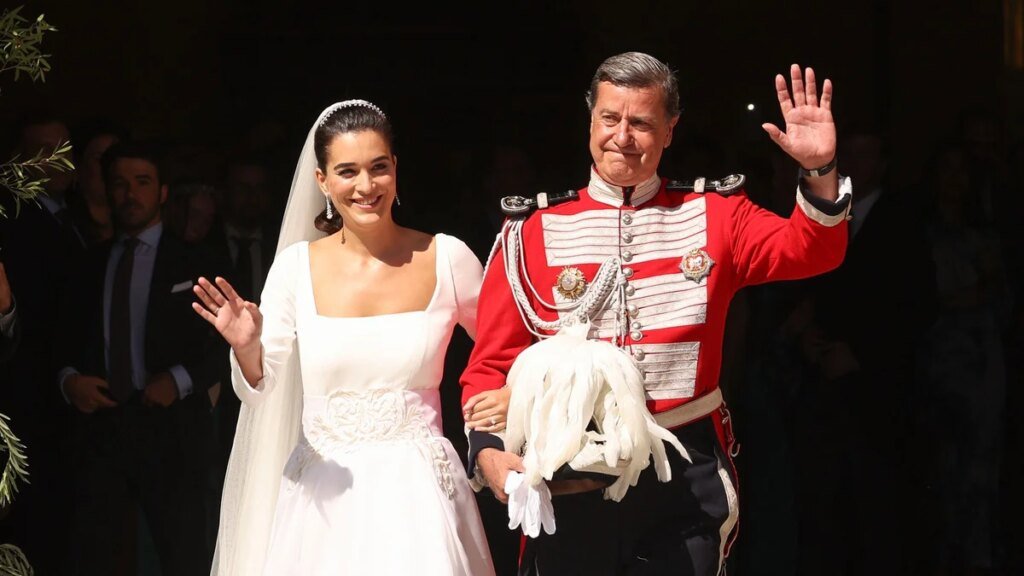 Cayetano Martínez de Irujo y Bárbara Mirjan, un año de casados: los mejores momentos y las anécdotas de su emotiva y elegante boda sevillana
