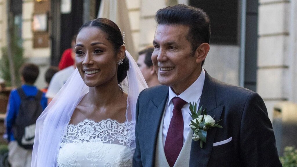 De los Jerónimos al Ritz: la espectacular boda del mánager musical Miguel Sierralta y Alicia Banquez que ha reunido a un aluvión de VIPs