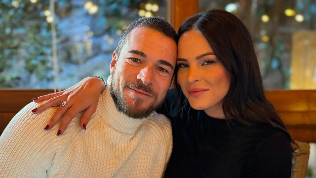 Tony Spina zanja las críticas a Marta Peñate por concursar en ‘Supervivientes All Star’ en plena búsqueda de embarazo: “Agota mucho”