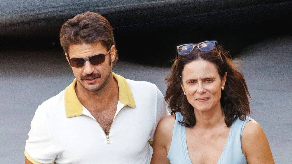 Una escapada romántica, una inesperada ruptura, una infanta española en París y un reportaje de moda con Sara Carbonero e Isabel Jiménez: las grandes exclusivas de la semana en ¡HOLA!