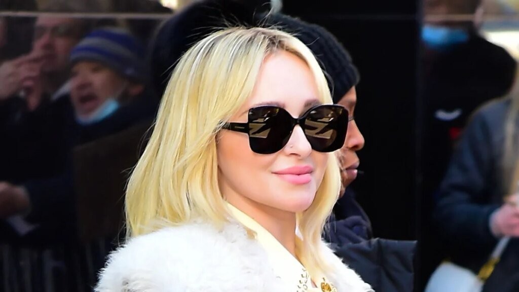 Hayden Panettiere recibió un control de asistencia social del 911 en medio de preocupaciones de que estaba enferma antes de su muerte.