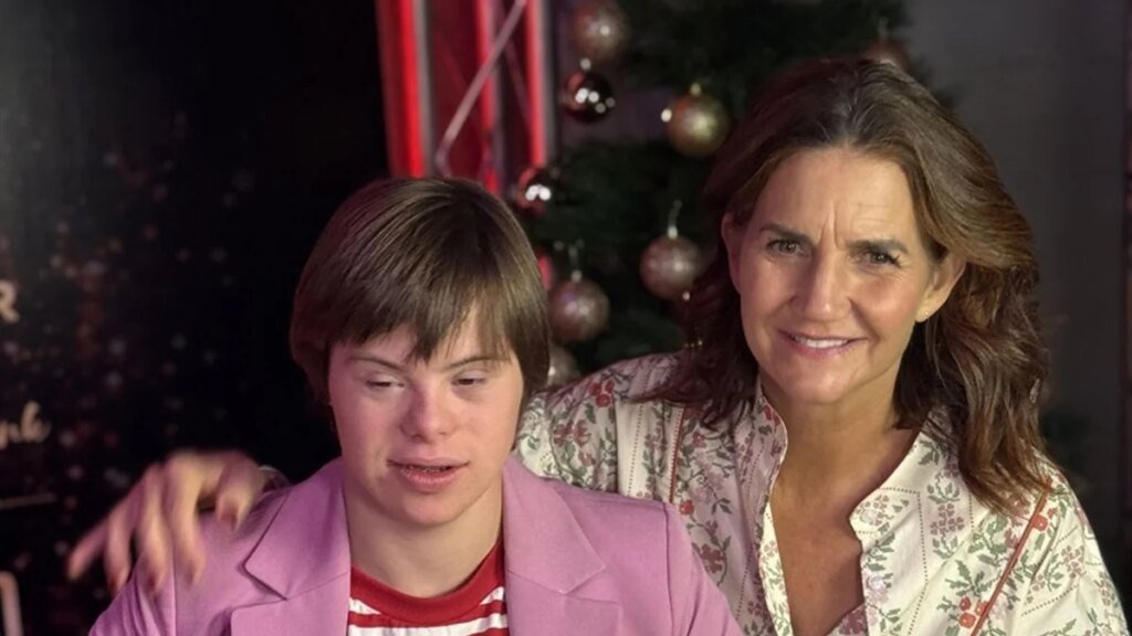 La emoción de Roscón, hijo de Samantha Vallejo-Nágera, con la sorpresa de su tío Colate en su debut como actor