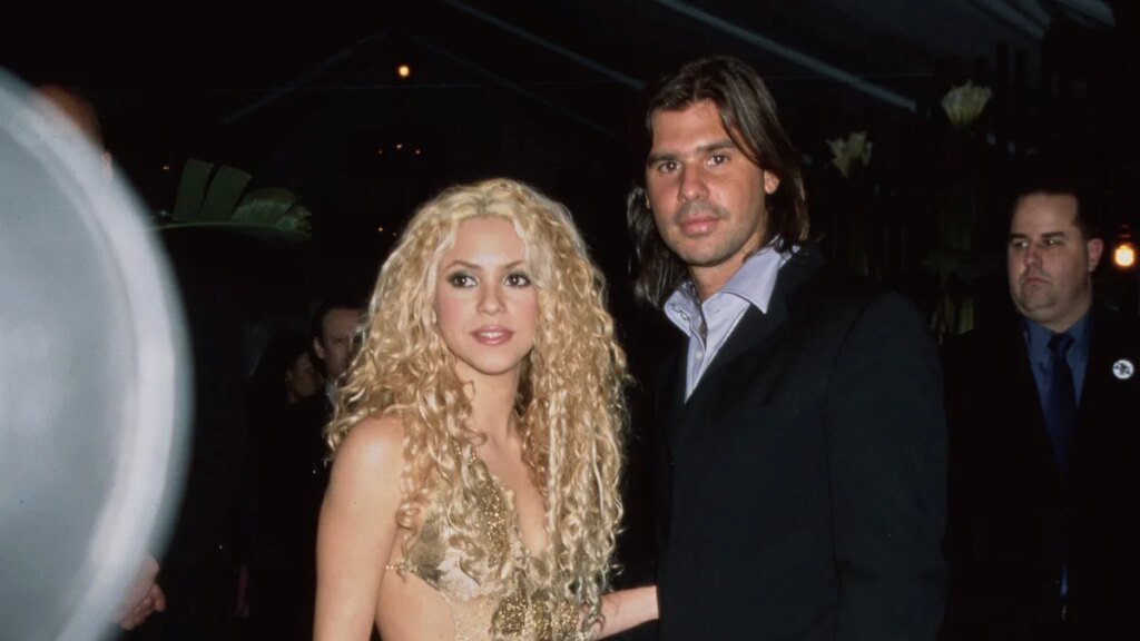 Shakira dedica un sentido mensaje a su exnovio Antonio de la Rúa