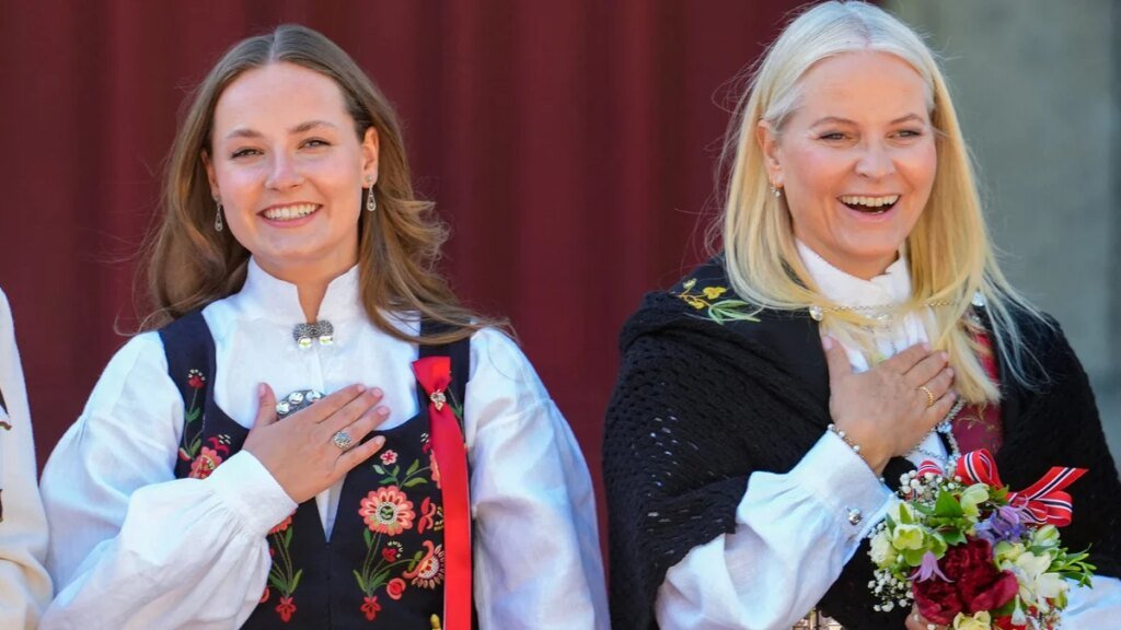 La reina Mette-Marit y la princesa Ingrid enfrentan cambios importantes cuando termina el luto real de Noruega